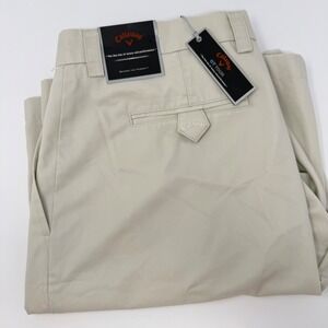 Callaway Mens Golf Shorts Khaki Pleated‎ Classic Fit Size 34 NEW